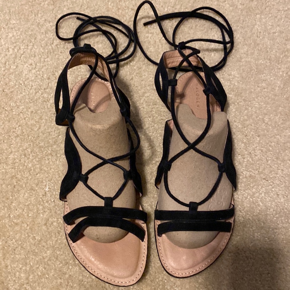 Halogen Halilian-Lea Black Suede sandal size 10